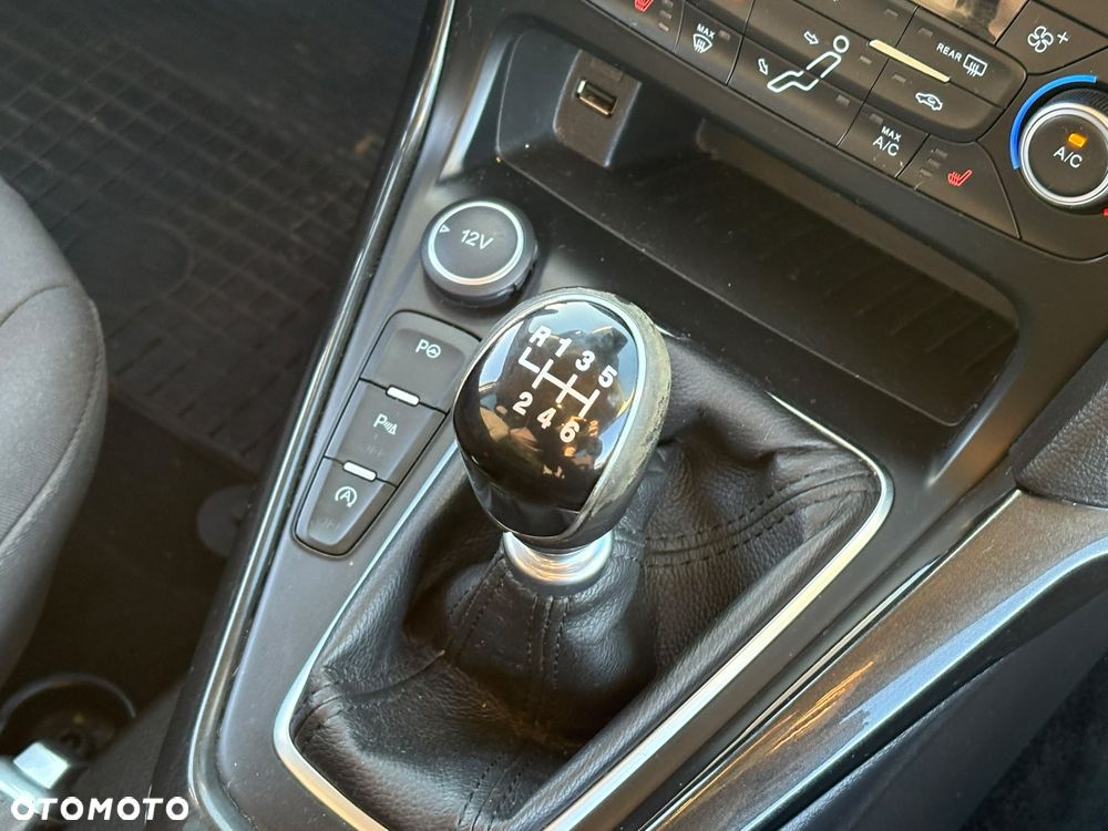 Ford Focus - 14