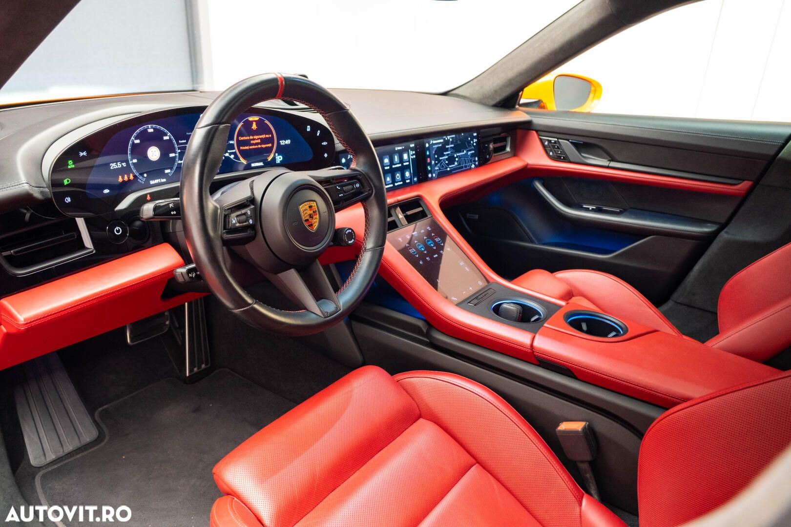 Porsche Taycan - 9