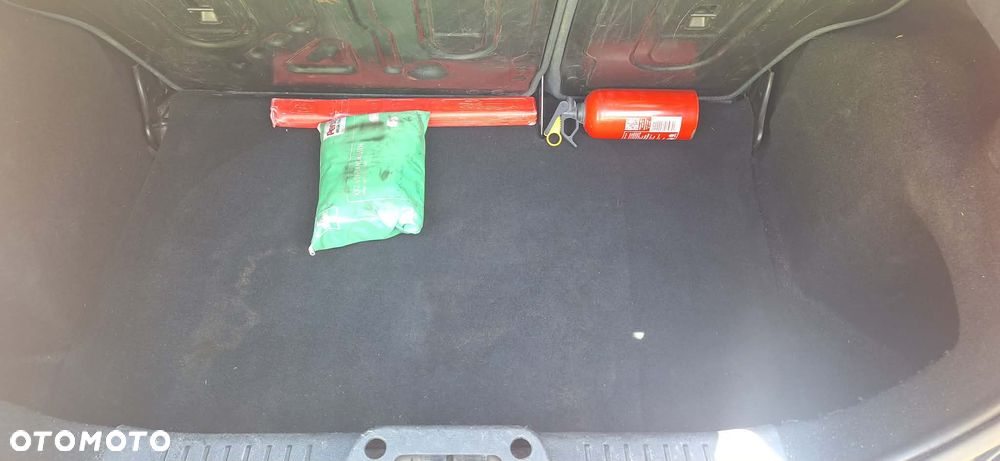 Ford Fiesta 1.25 Ambiente - 10