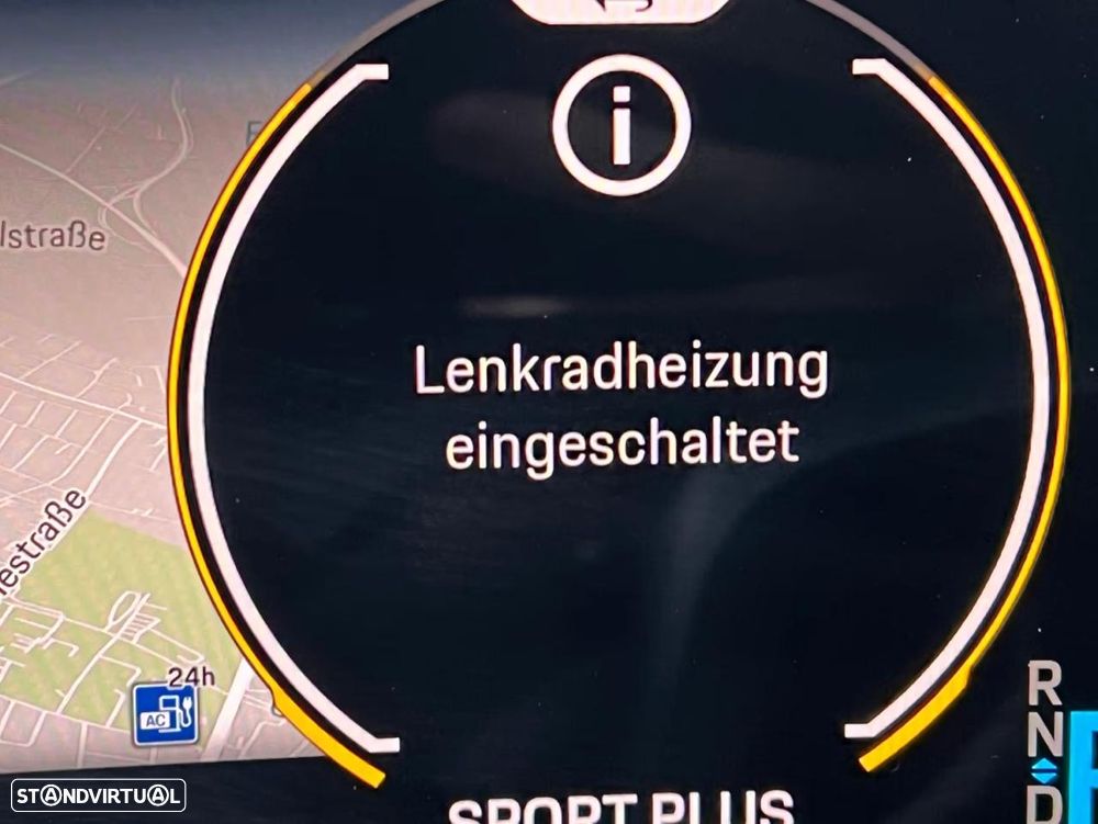 Porsche Taycan Turbo S - 3