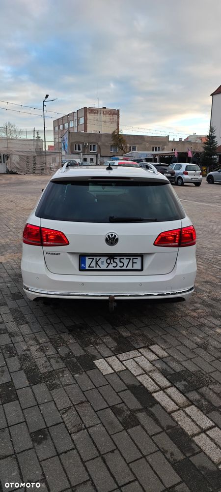 Volkswagen Passat 2.0 TDI Perfectline R-Style DSG - 7