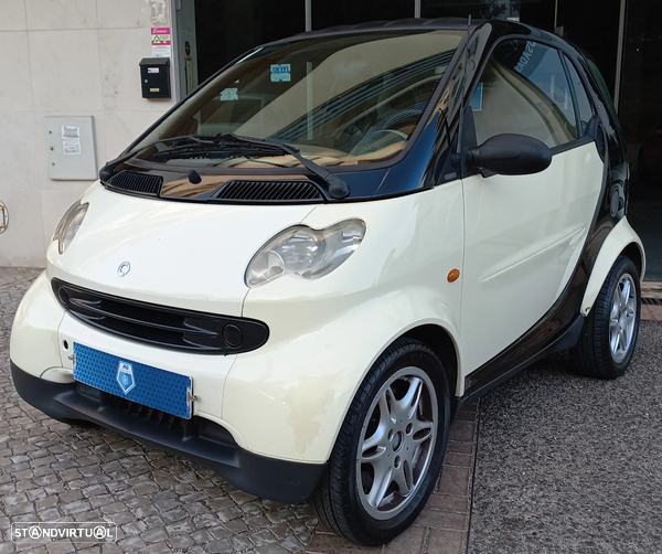 Smart ForTwo Coupé Pure cdi 41