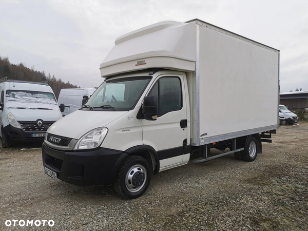 Iveco 3.0-150KM Daily 35C15 Kontener winda Dhollandia 750kg długi 35-150 Klimatyzacja długi rozstaw