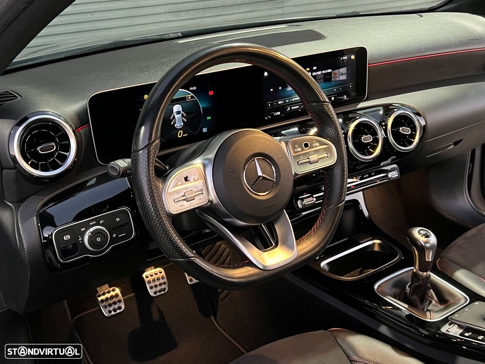 Mercedes-Benz A 160 AMG Line - 14