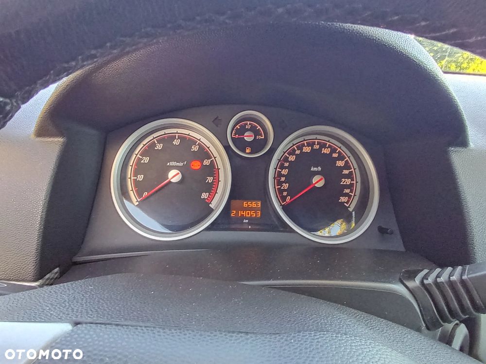 Opel Astra - 10