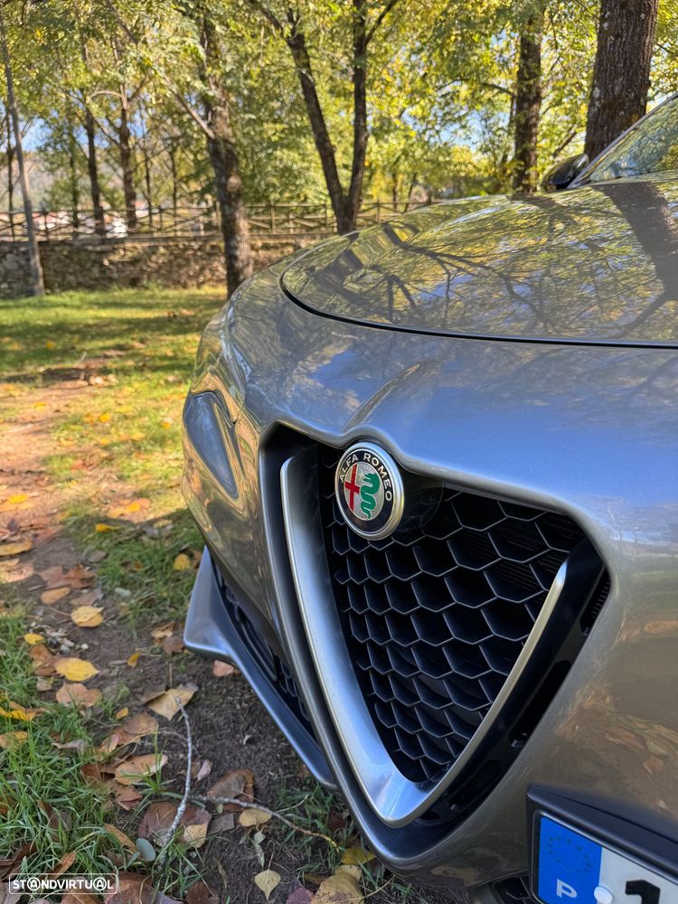 Alfa Romeo Stelvio 2.2 D Super AT8 - 14