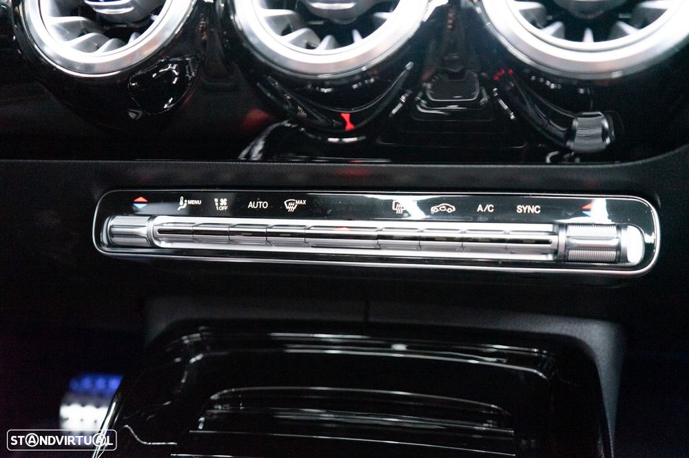 Mercedes-Benz CLA 45 AMG S Shooting Brake 4Matic+ - 34