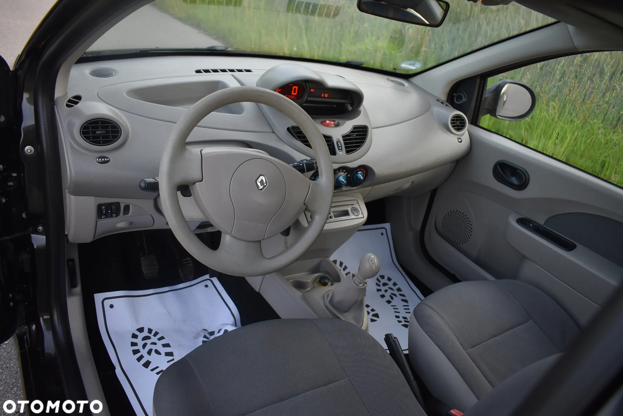 Renault Twingo 1.2 8V Authentique - 20