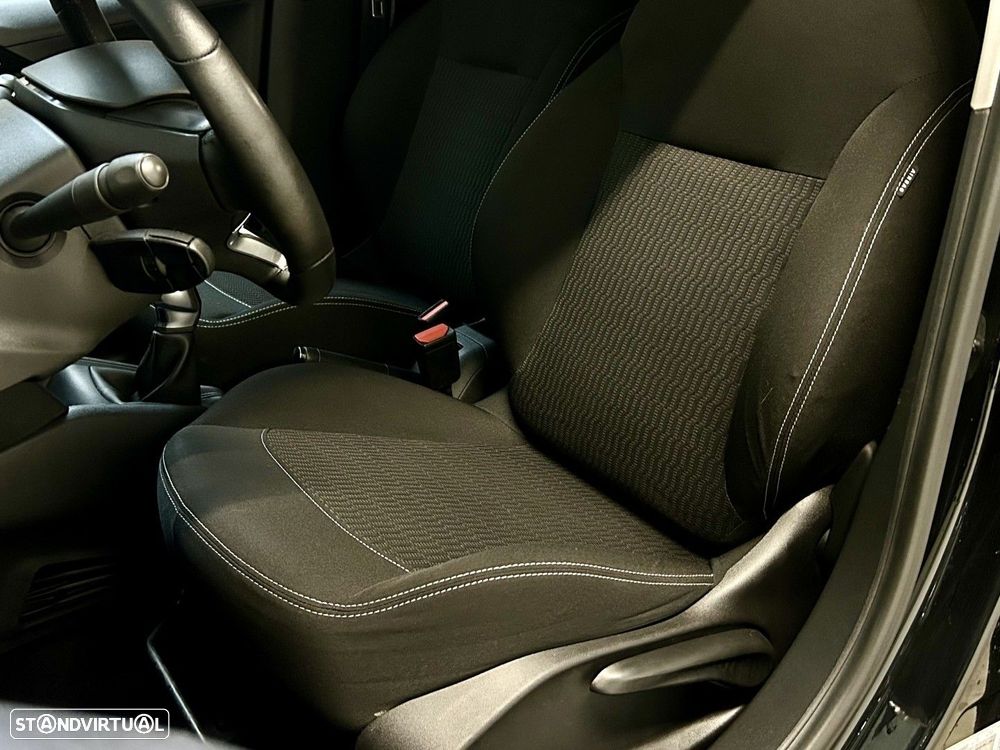 Peugeot 208 1.2 PureTech Style - 27