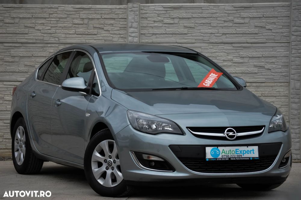 Opel Astra 1.7 CDTI DPF ecoFLEX Start/Stop Innovation - 2