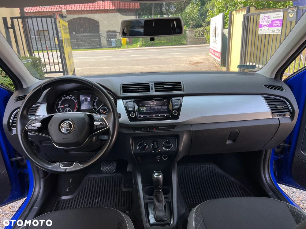 Skoda Fabia 1.0 TSI Style Color DSG - 14