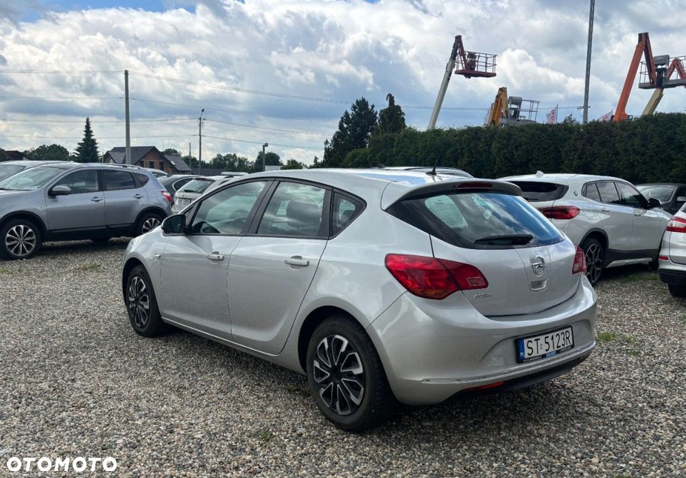 Opel Astra - 3