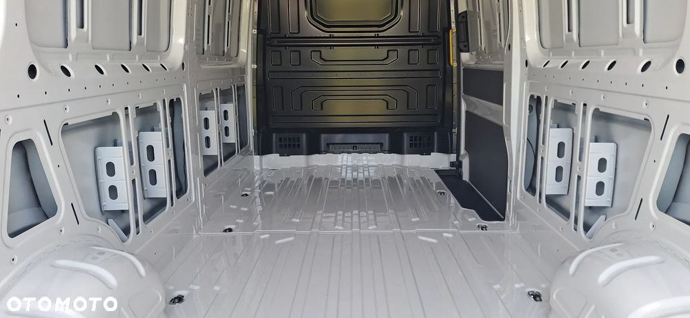 Volkswagen Crafter - 20