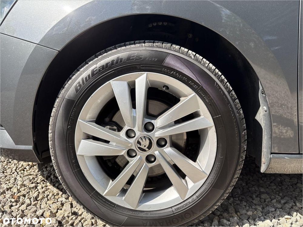 Skoda Fabia 1.0 TSI Ambition - 16