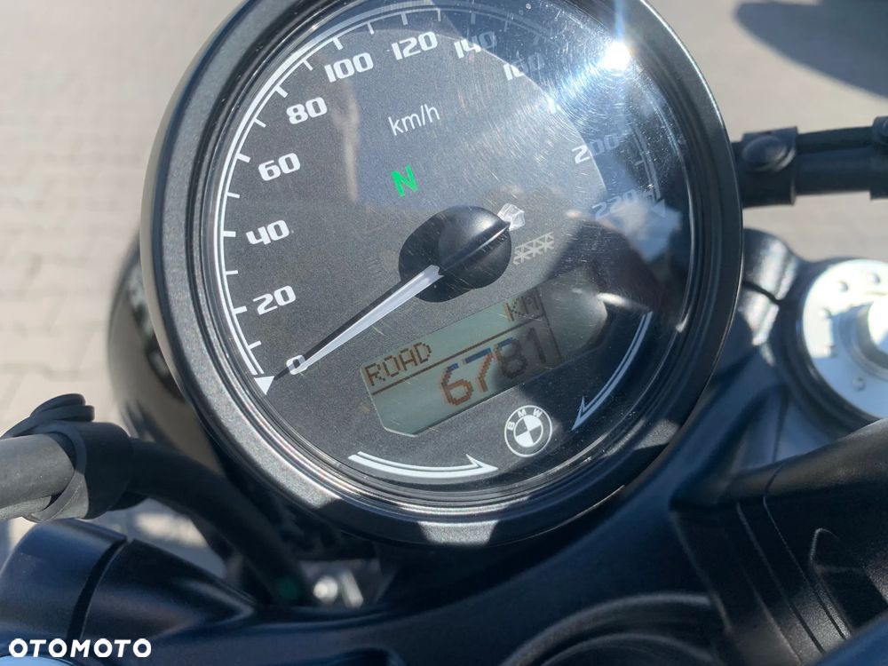 BMW R - 19