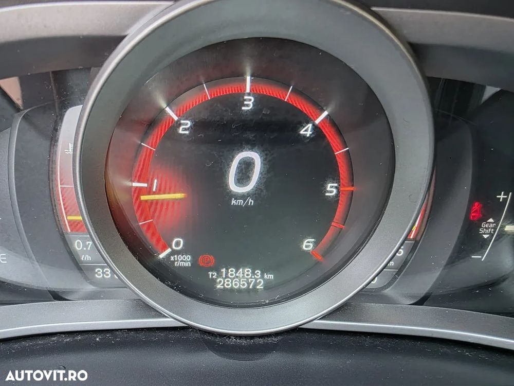 Volvo V40 D2 DRIVe Momentum - 11