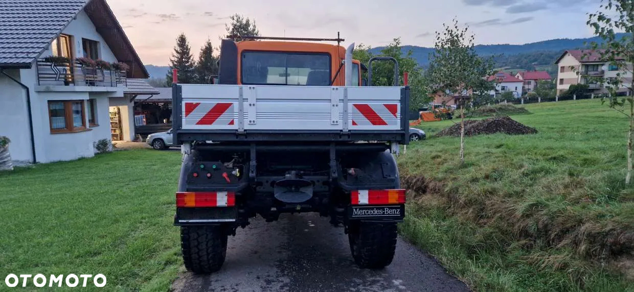 Unimog U400 - 4