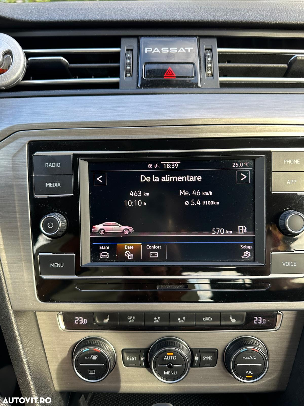 Volkswagen Passat - 22