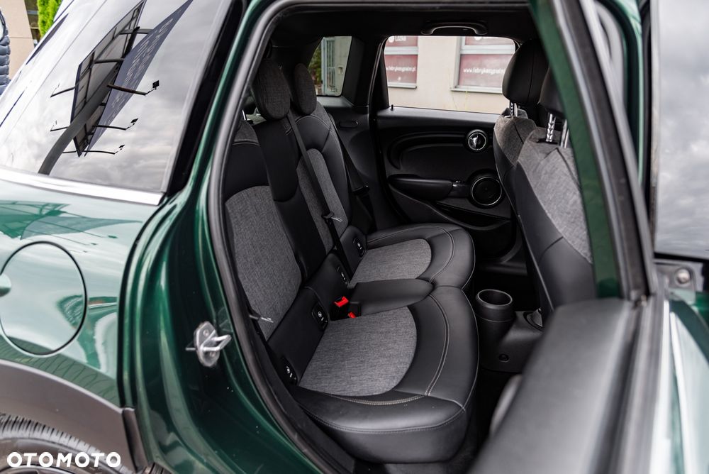 MINI Cooper Standard - 21