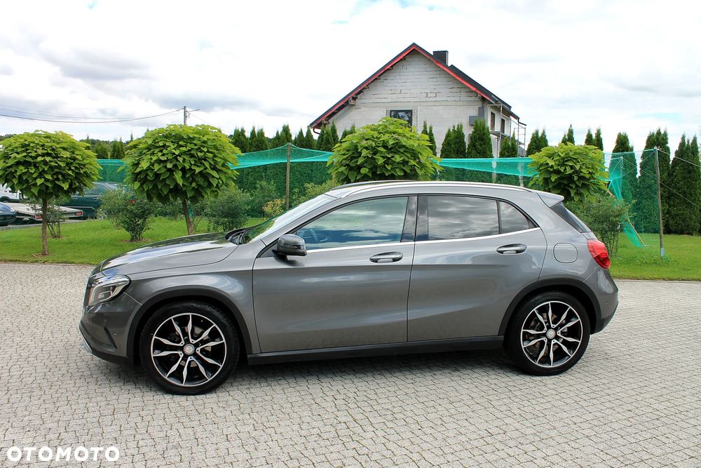 Mercedes-Benz GLA 200 (CDI) d 7G-DCT Urban - 29