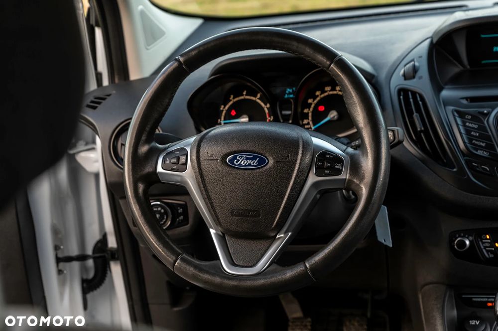Ford Tourneo Courier 1.0 EcoBoost Trend - 20