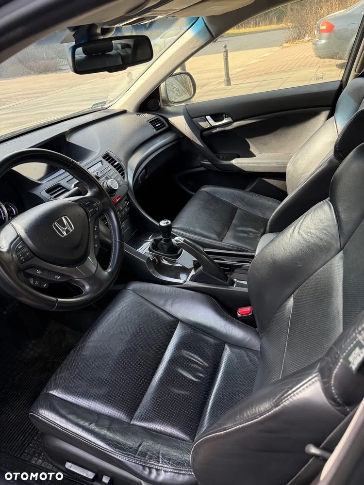 Honda Accord 2.0 Executive - 7
