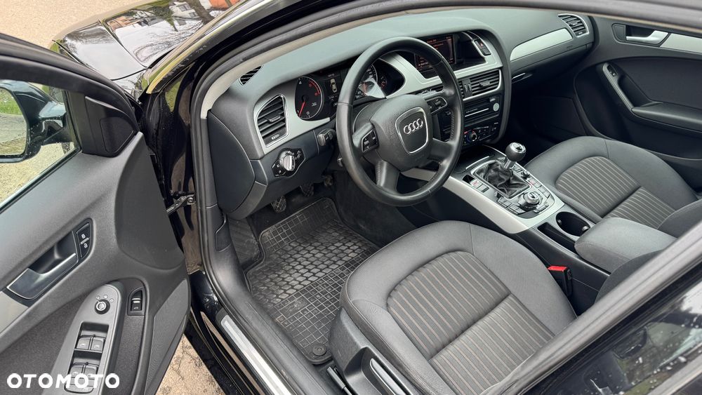 Audi A4 Limousine 2.0 TDI DPF Ambiente - 10