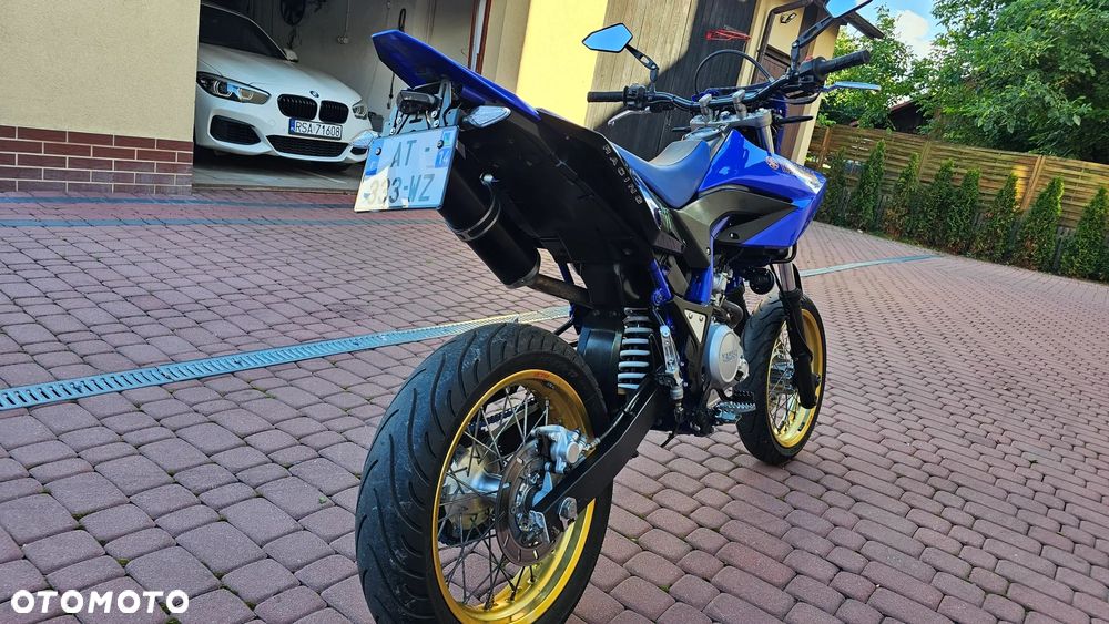 Yamaha WR - 22