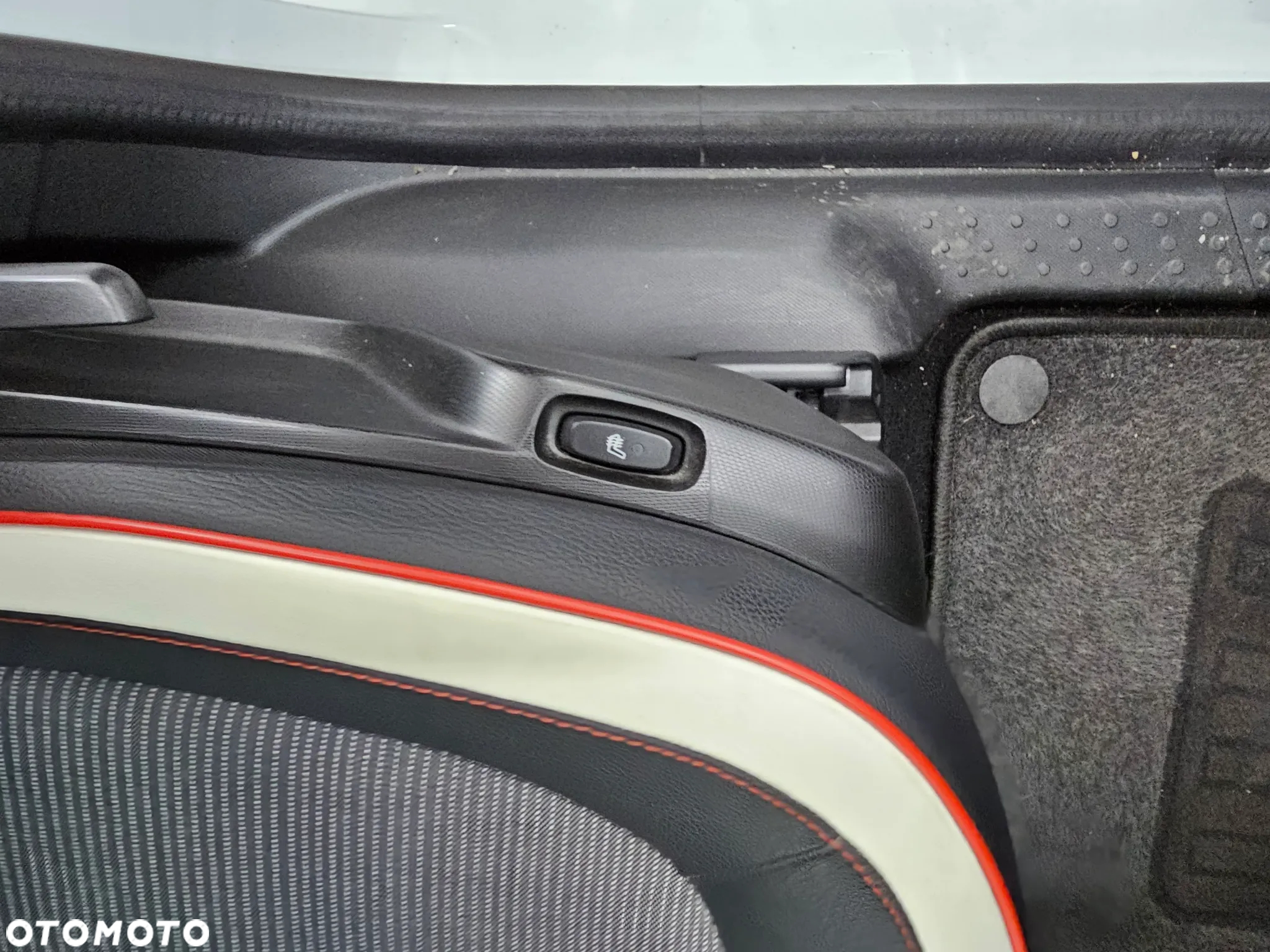 Renault Twingo ENERGY TCe 90 EDC Intens - 17