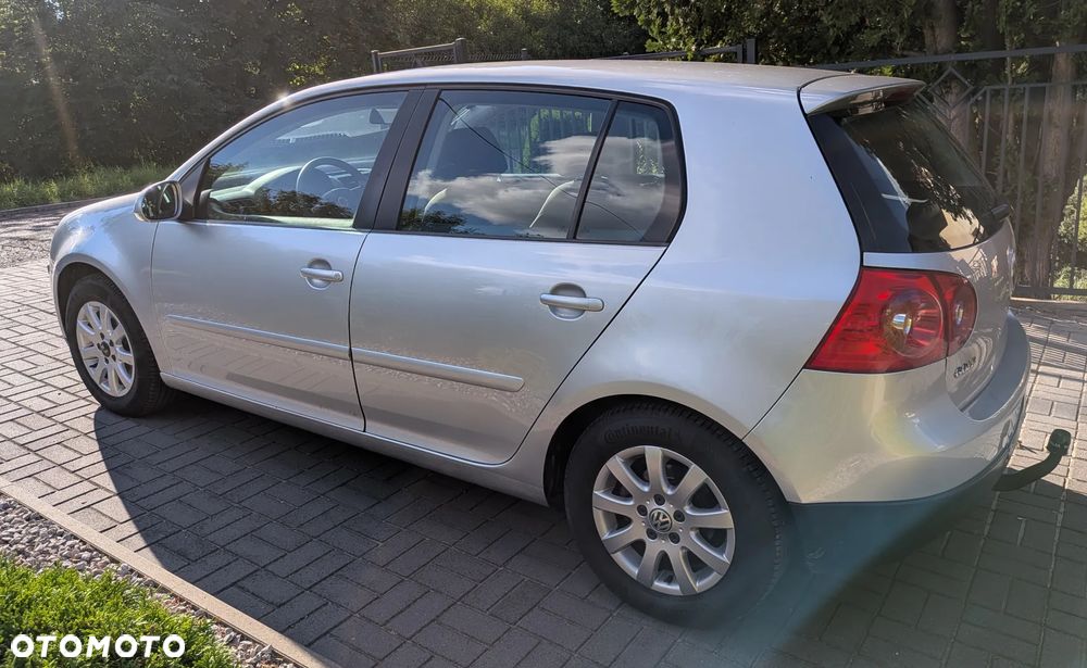 Volkswagen Golf 1.6 Comfortline - 5