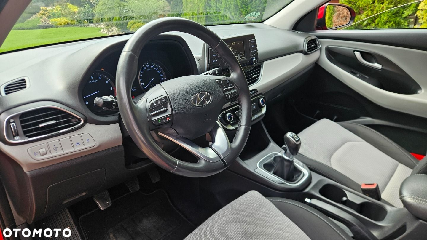 Hyundai i30 - 16