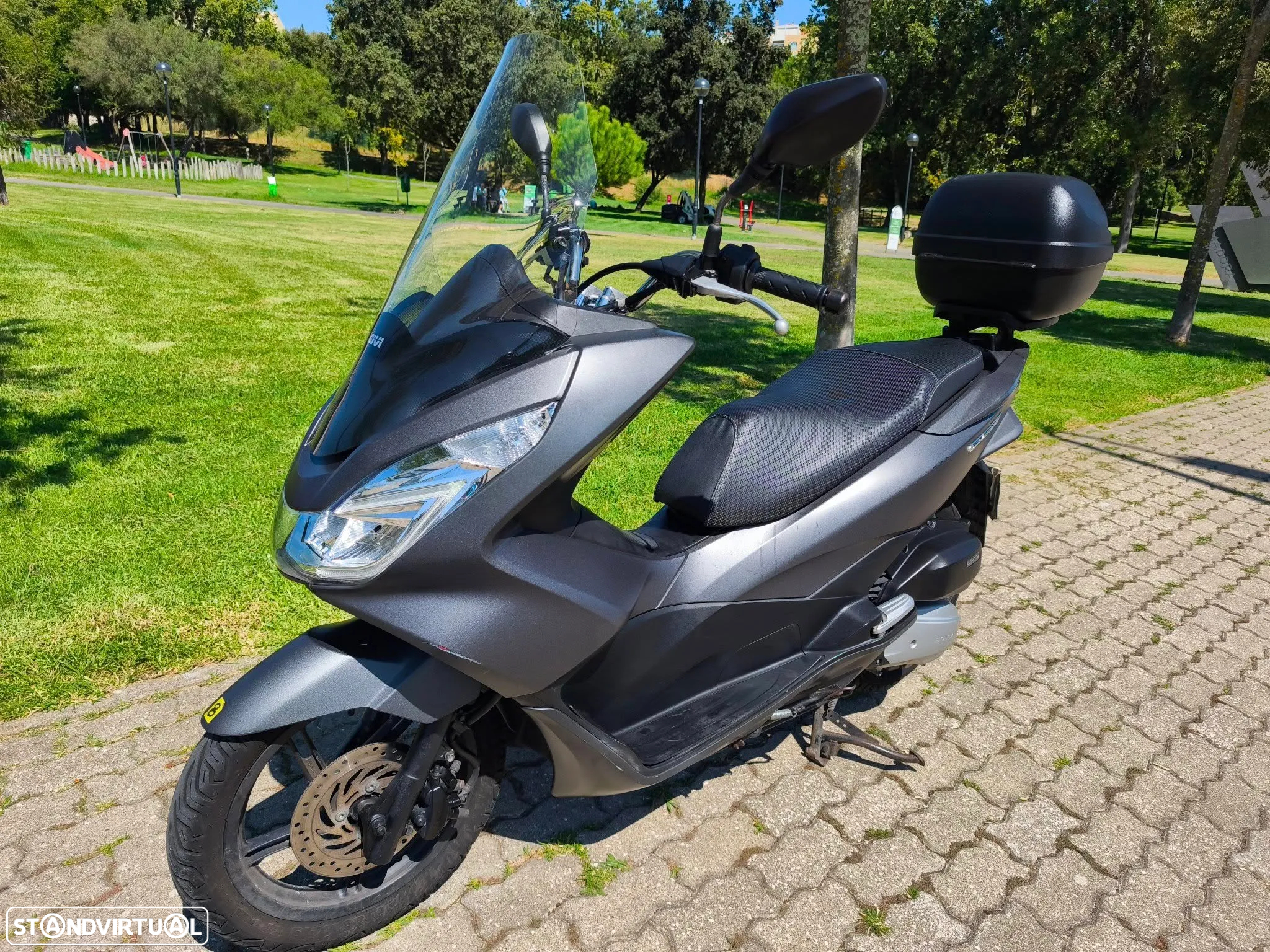 Honda PCX125 reservada - 10