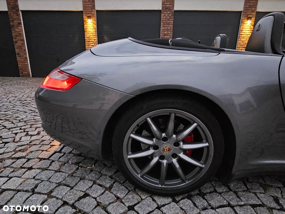 Porsche 911 Carrera 4 S Tiptronic - 19
