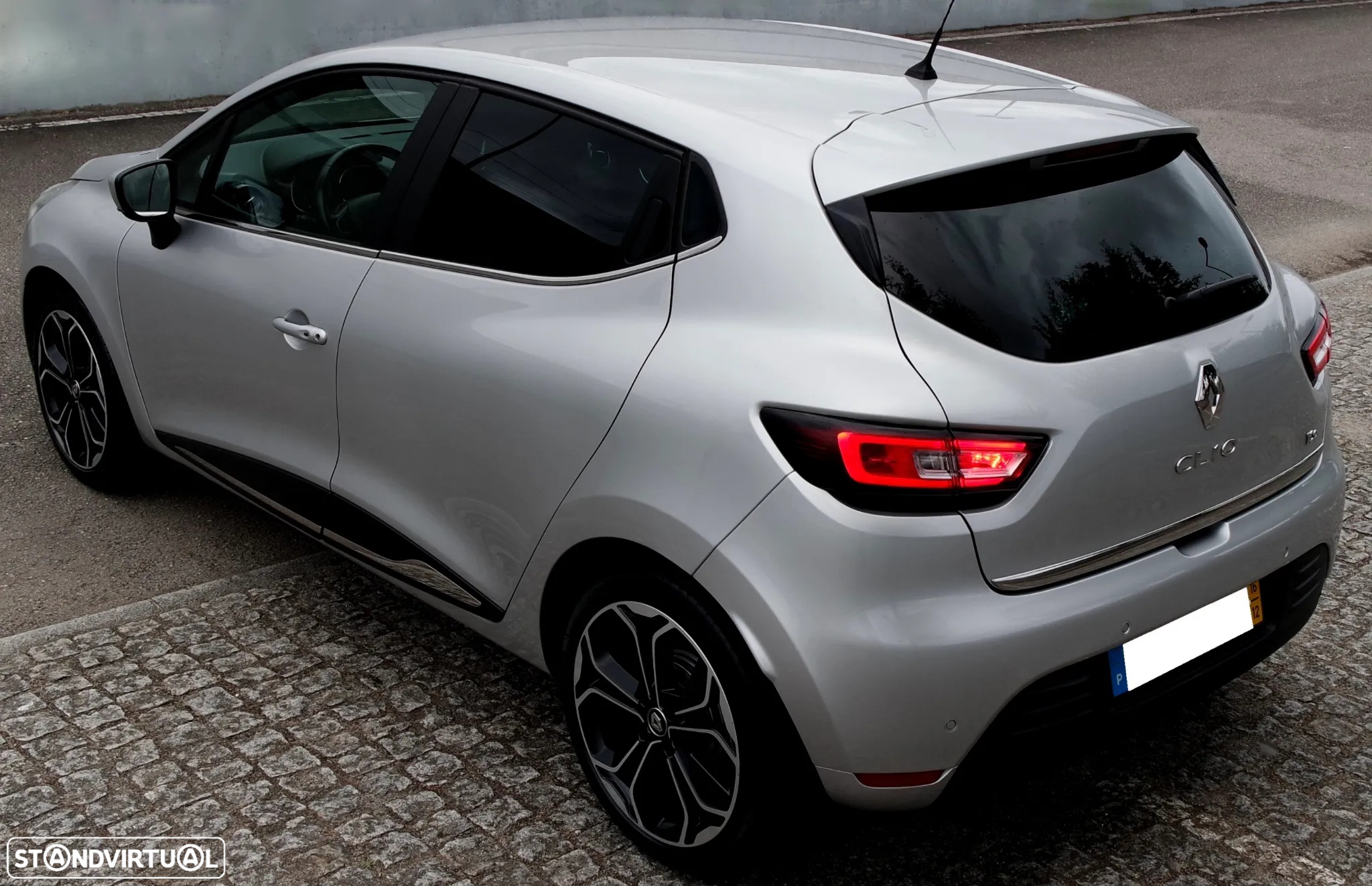 Renault Clio 0.9 TCE Dynamique S - 8