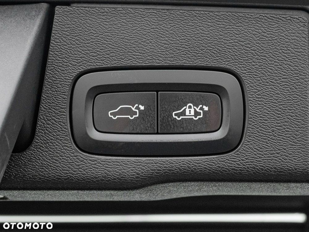 Volvo XC 60 B4 D Core - 28