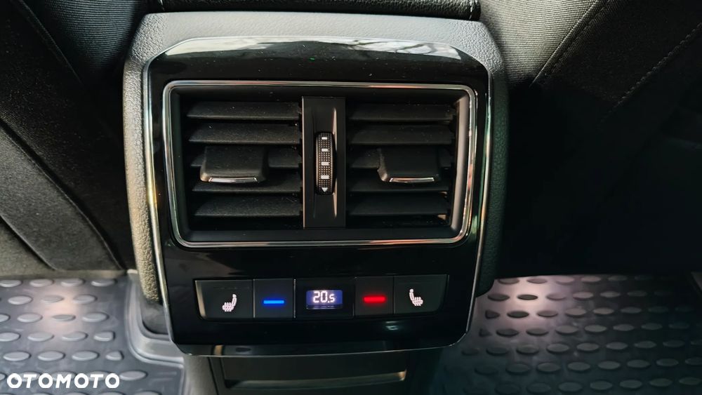 Skoda Superb 2.0 TDI Style DSG - 40