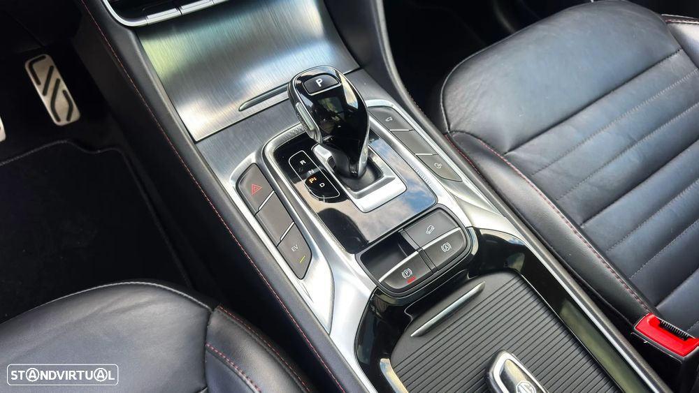 MG EHS 1.5 T-GDI Plug-in Hybrid Luxury - 35