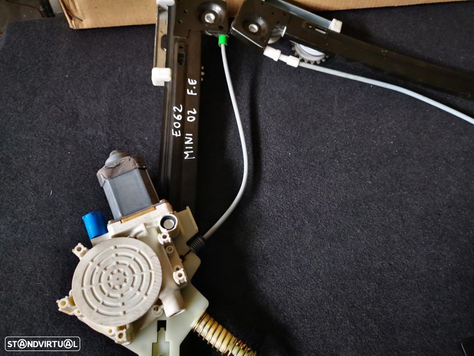 MINI R50 ELEVADOR FRENTE ESQUERDO - E062 - 2