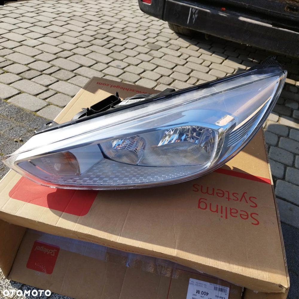 focus mk3 lewy przód lampa