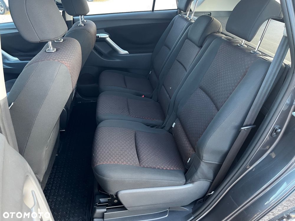 Toyota Verso 1.6 Sol EU5 - 27