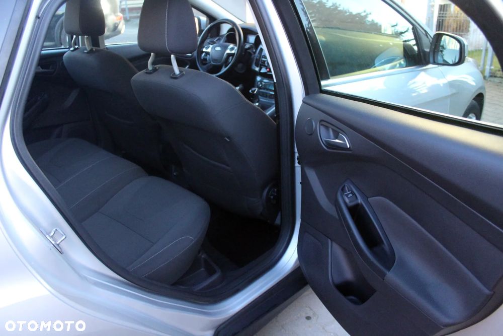 Ford Focus 1.6 EcoBoost Start-Stopp-System SYNC Edition - 18