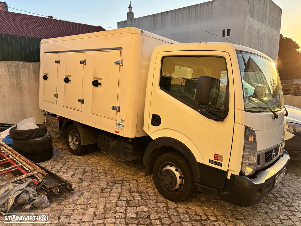 Nissan NT400 - 2