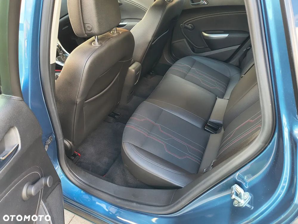 Opel Astra 1.4 T Edition 150 - 18
