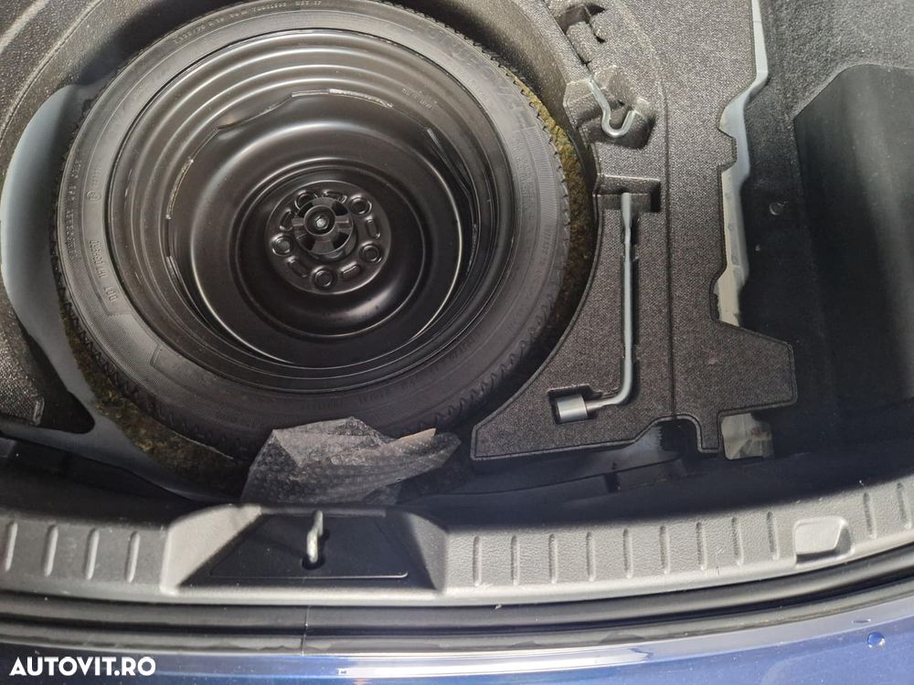 Mazda 3 G150 AT MHEV Plus - 32