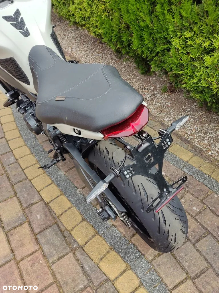 Yamaha MT - 15