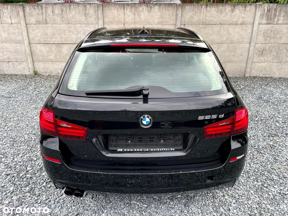 BMW Seria 5 525d Sport-Aut - 7