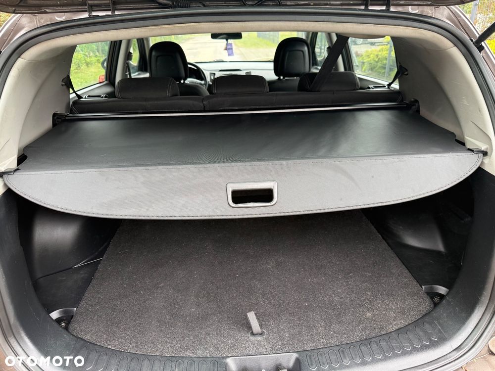 Kia Sportage 1.7 CRDI M 2WD - 8