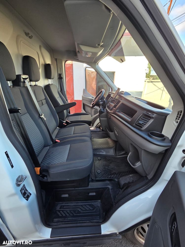 Ford Transit - 9