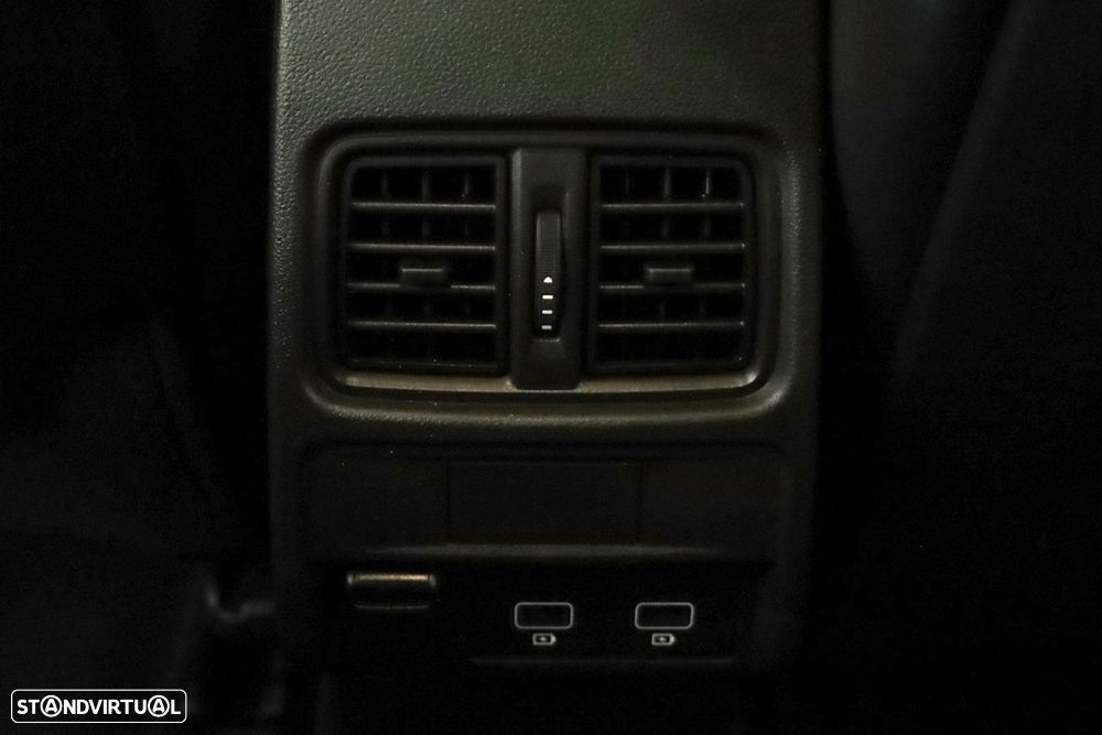 Renault Arkana 1.6 E-Tech R.S.Line - 25