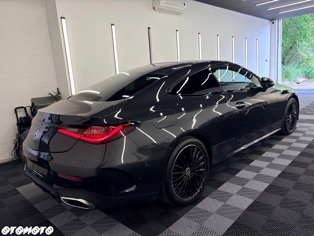Mercedes-Benz CLE 300 mHEV 4-Matic AMG Line - 3
